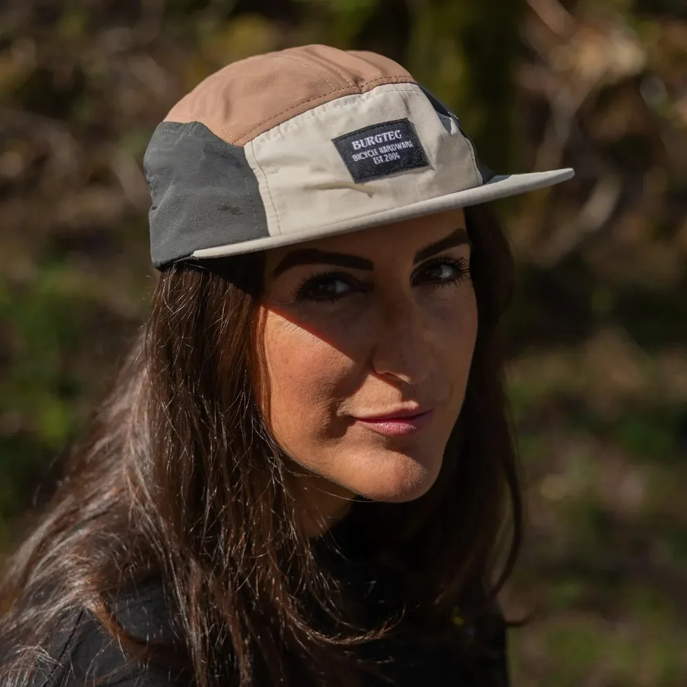 Courier Five Panel Cap v:6163655