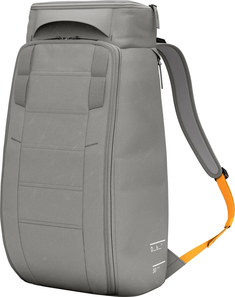 Hugger Backpack 30L v:2578733 Hugger Backpack 30L v:2578733